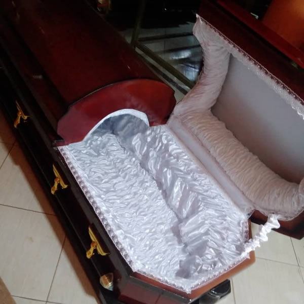 Octagon Executive casket